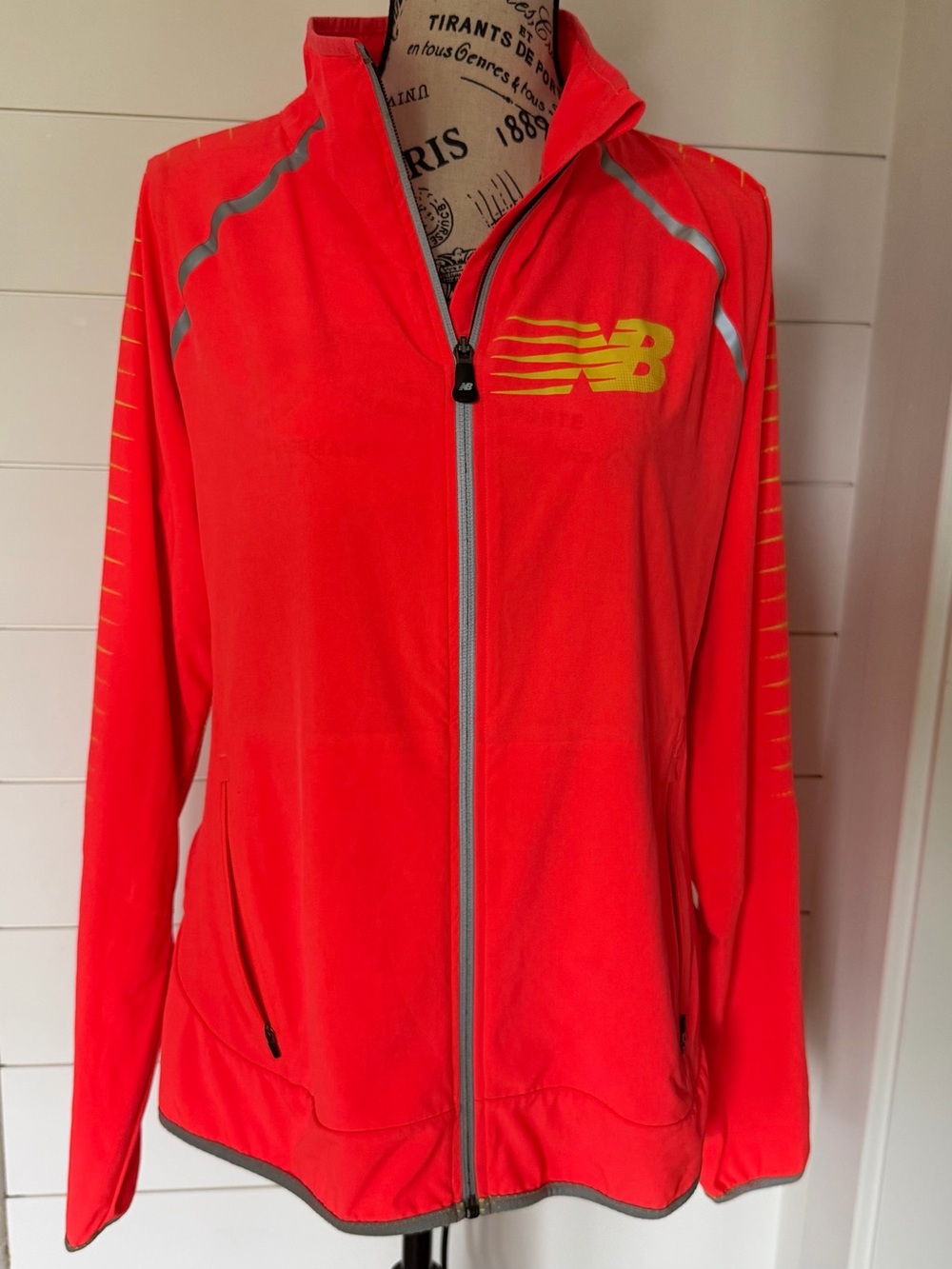 EUC New Balance Hi-Viz Beacon Jacket Glow in the Dark Reflective in Coral
